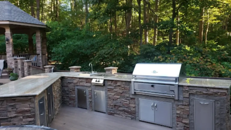 Outdoor Kitchen Island